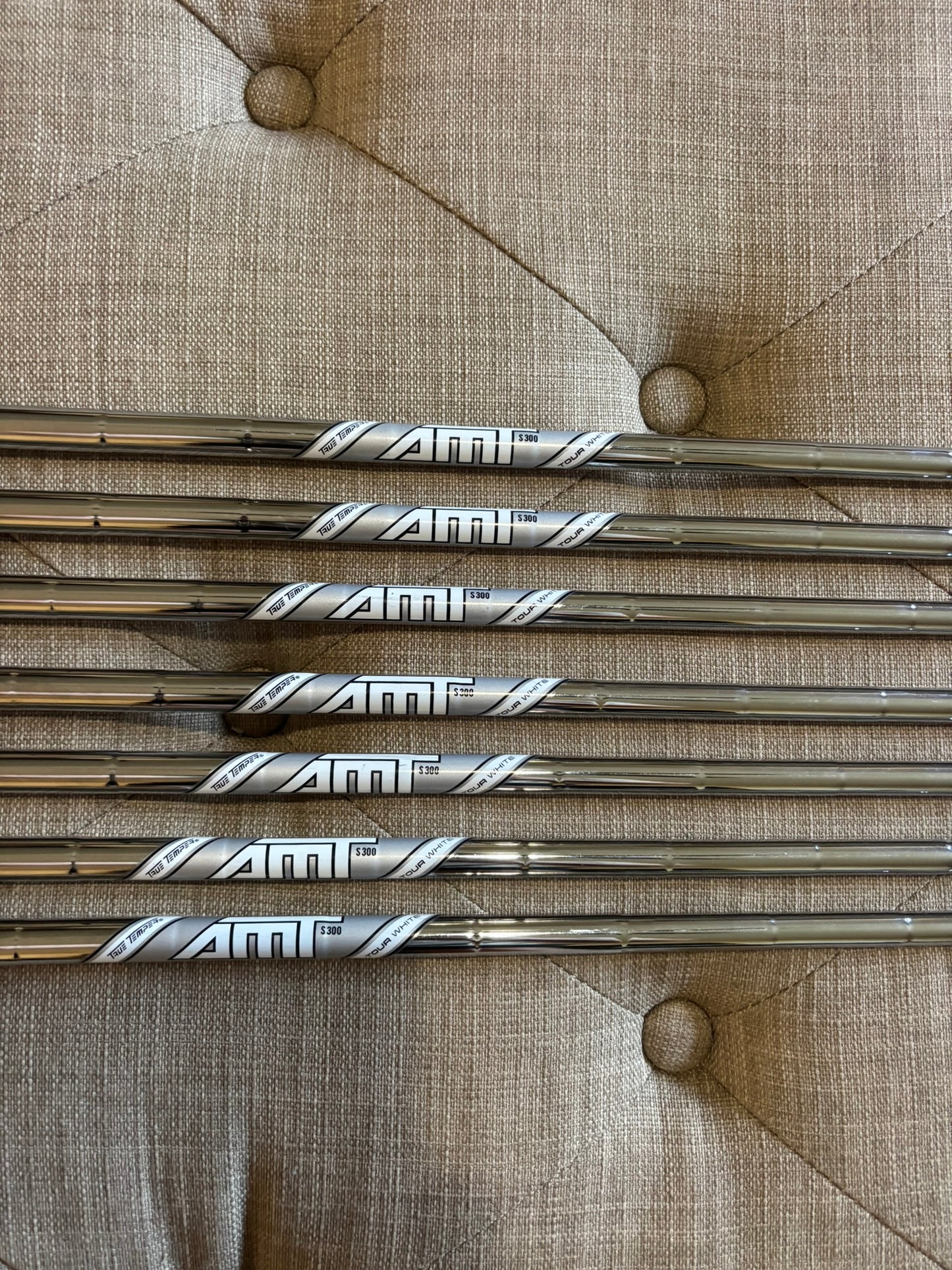 Titleist 2021 T200 Iron Set 4-PW AMT Tour White S300 Stiff Flex +1/4″ NICE
