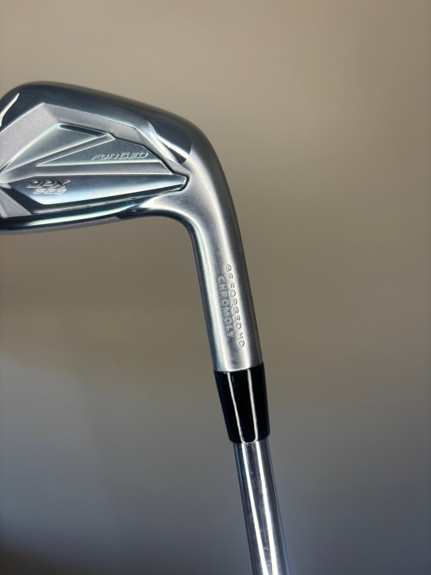 Mizuno JPX 923 Forged 7-Iron DG 105 S300 Stiff Flex 37.25″ MINT