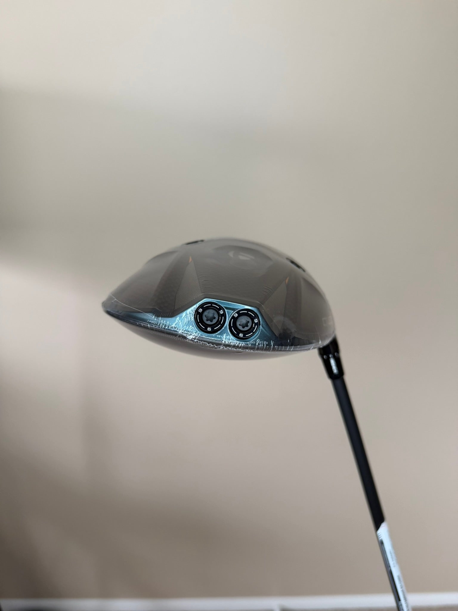 Photo of Taylormade Qi4D Driver 10.5° Regular Flex Reax 50G