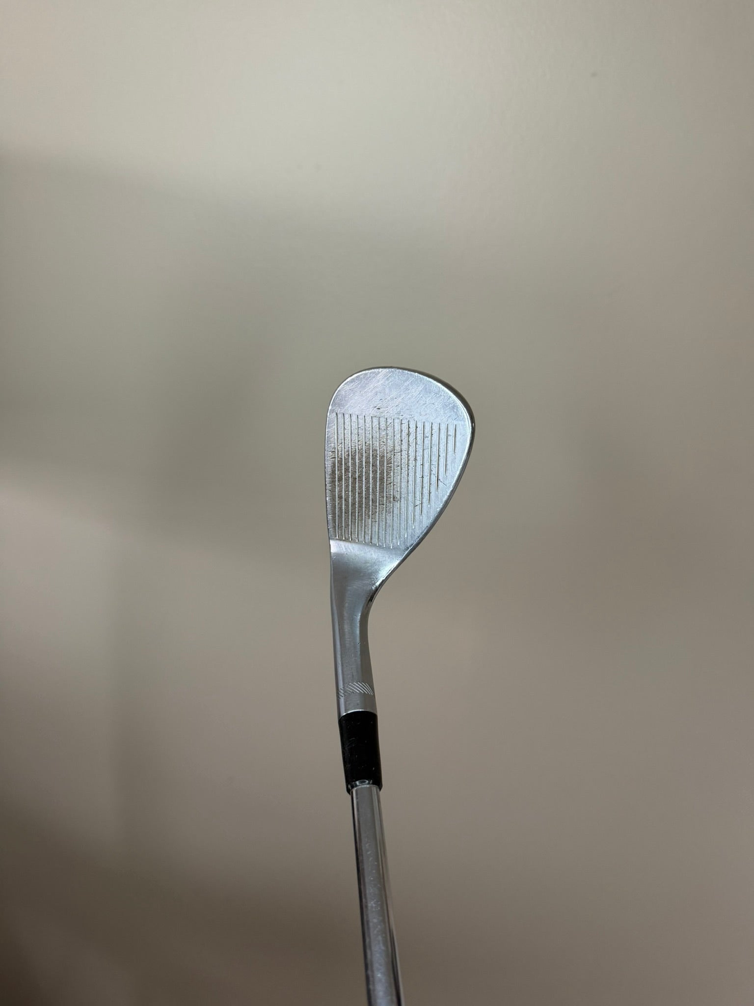 Photo of Titleist Vokey SM8 Tour Chrome Sand Wedge 56° Stiff Flex Kbs Tour 120