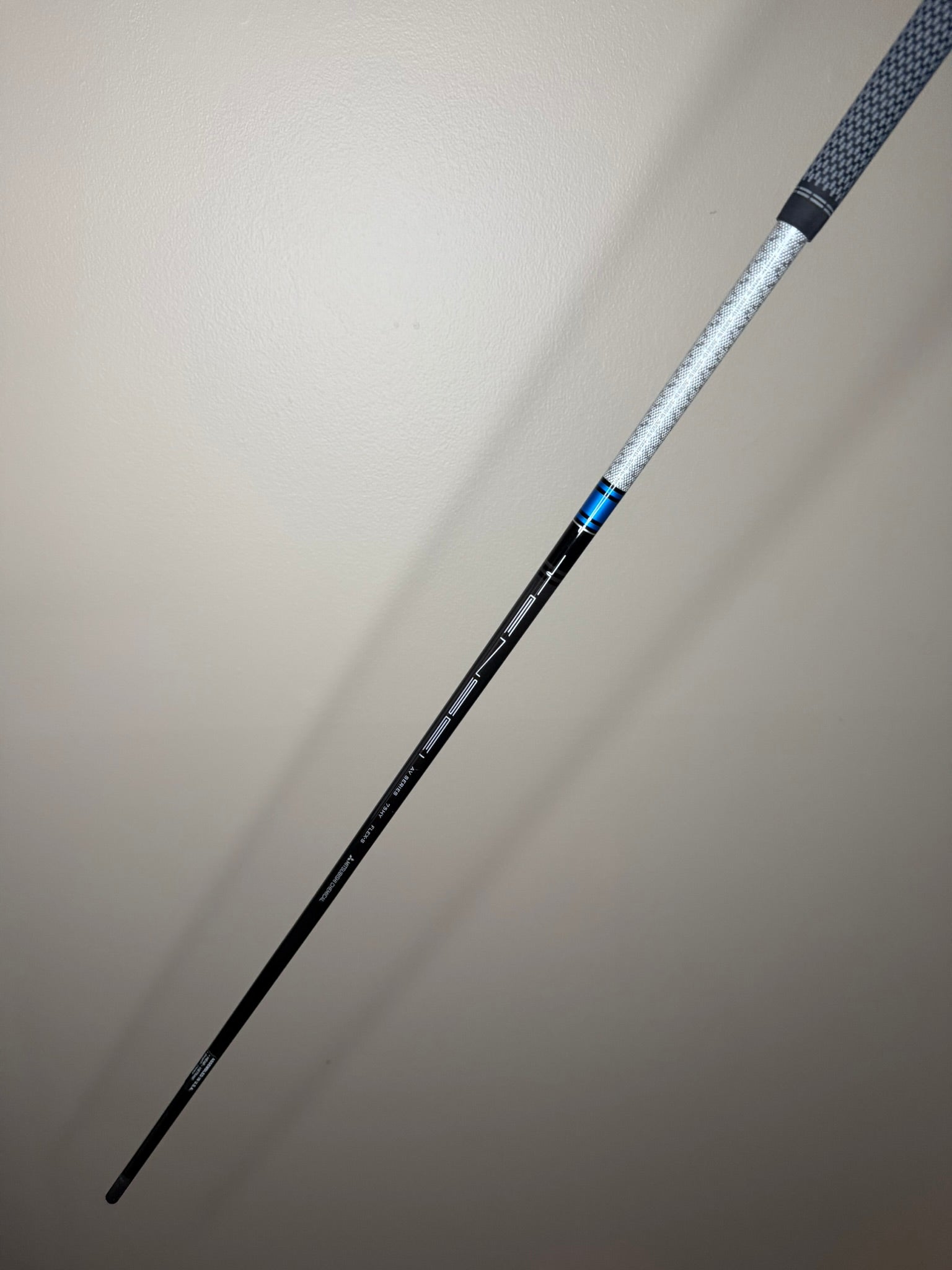 Photo of Mitsubishi Tensei AV Blue 75HY Stiff 75 Grams Hybrid Shaft