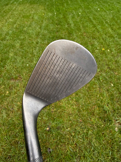 Titleist Vokey SM8 Jet Black Gap Wedge 52° / 8 DG X100 Extra Stiff Flex 36" NICE — photo 2