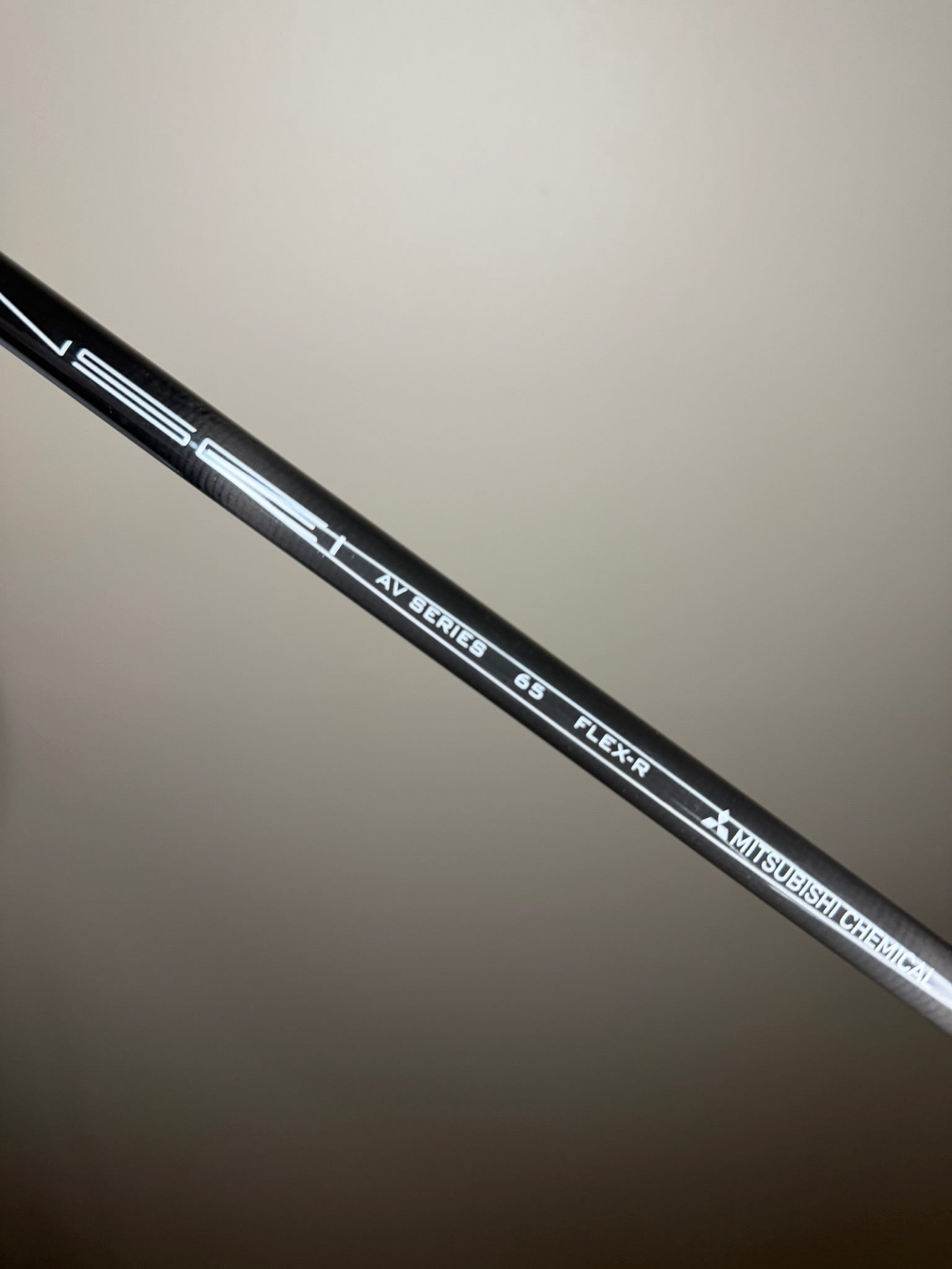 Photo of Mitsubishi Tensei AV Orange Regular 65 Grams Driver Shaft