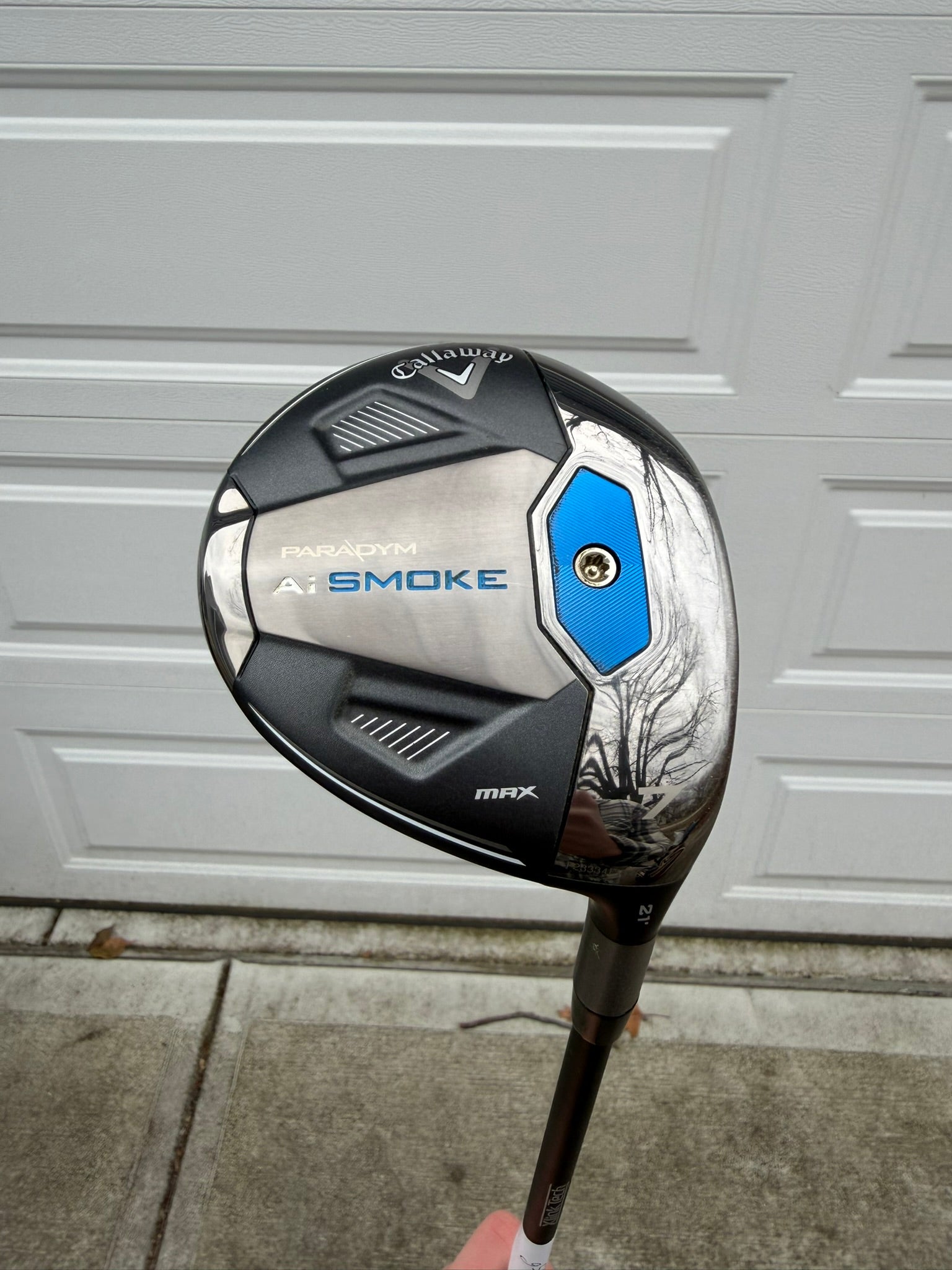 Photo of Callaway Paradym Ai Smoke Max 7-Wood 21° Regular Flex Tensei Av Blue 65