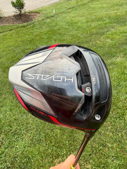 TaylorMade Stealth Plus Driver 10.5° HZRDUS Smoke Rdx Red Stiff Flex 44.5" NICE