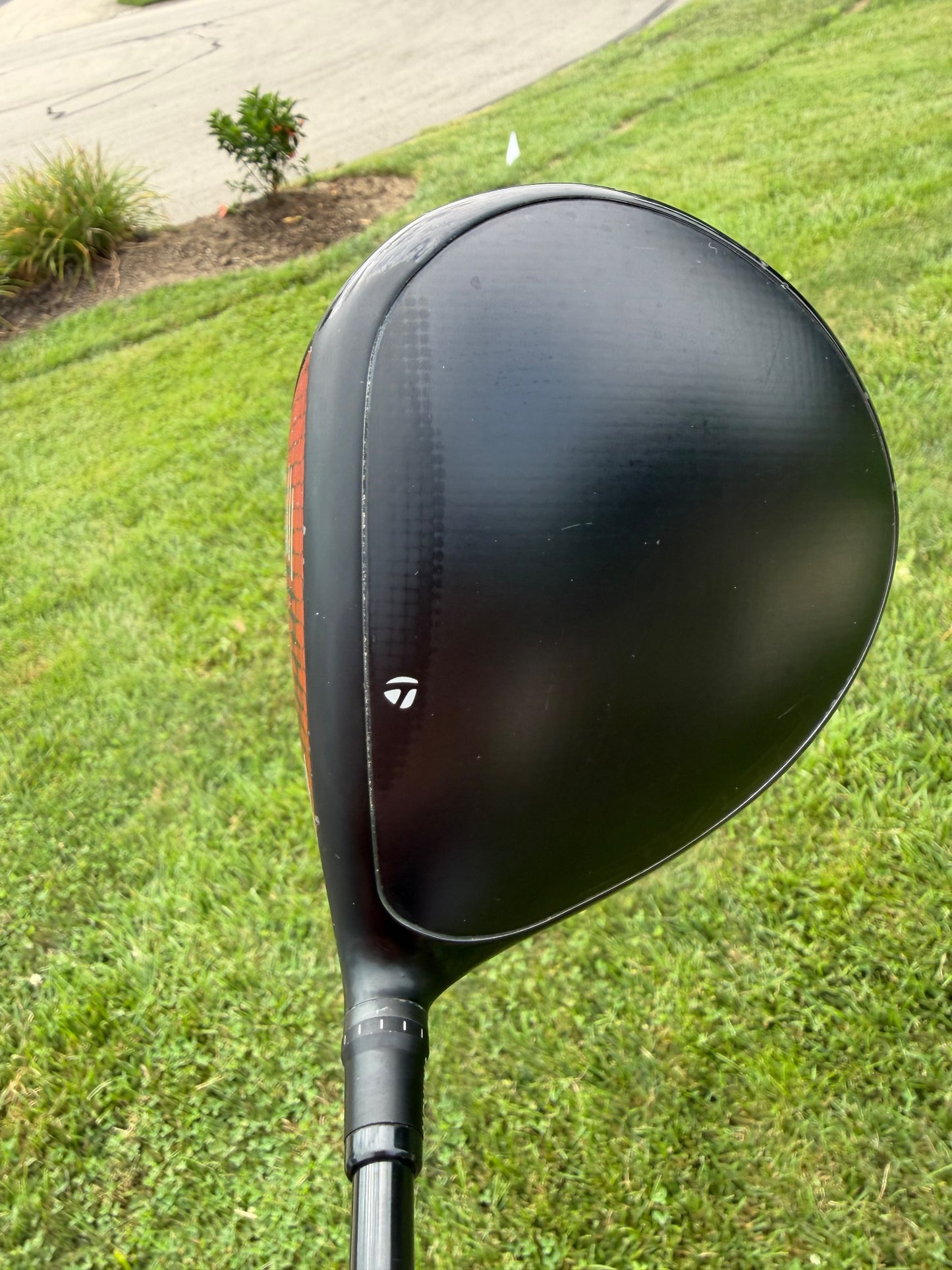 TaylorMade Stealth Plus Driver 10.5° HZRDUS Smoke Rdx Red Stiff Flex 44.5" NICE