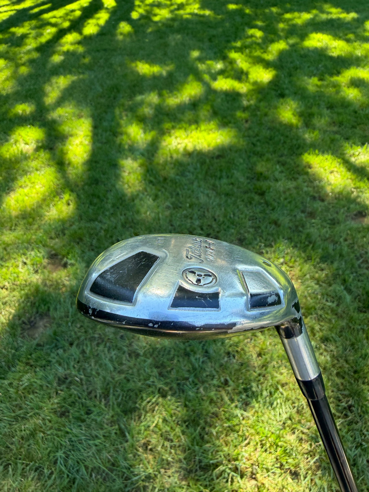 Titleist 909 H 3 Hybrid 19° Aldila VooDoo Stiff Flex 40.5" — photo 5