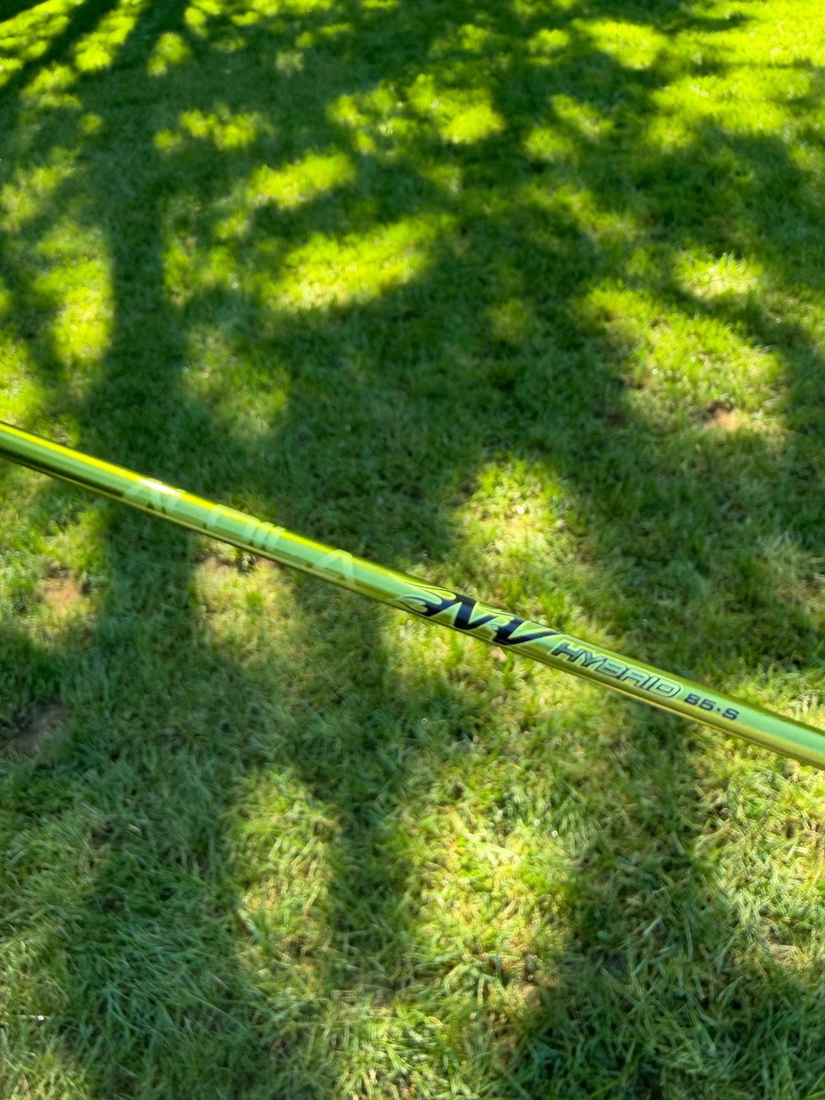 Titleist 585.H 3 Hybrid 19° Aldila NV 85 Stiff Flex 40.5" — photo 7