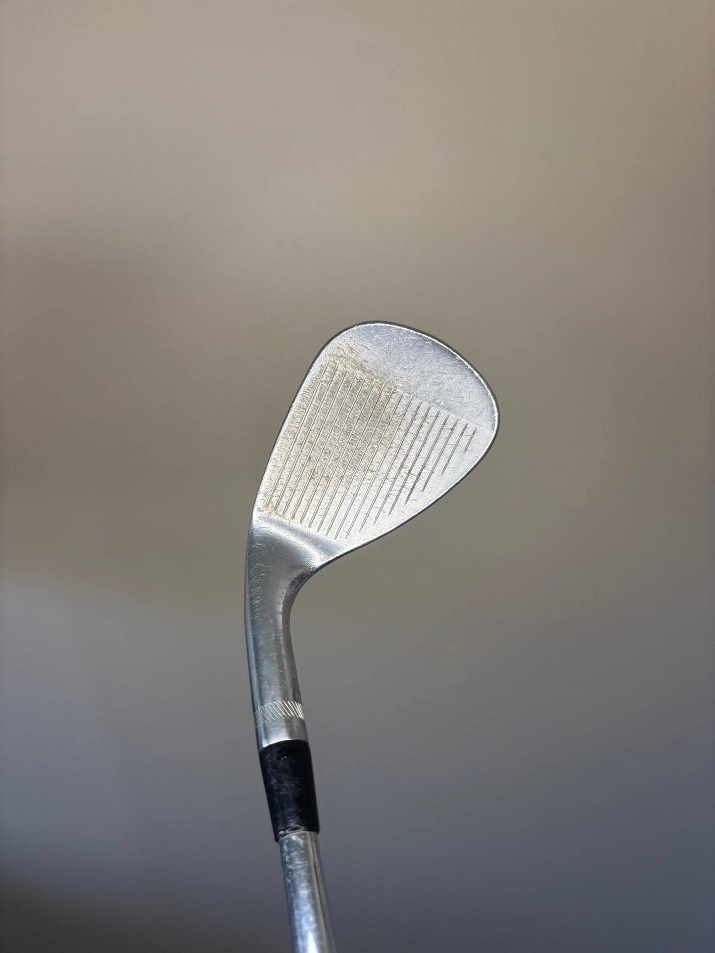 Titleist Vokey SM7 Tour Chrome Sand Wedge 56° / 8M Wedge Flex 35.25″