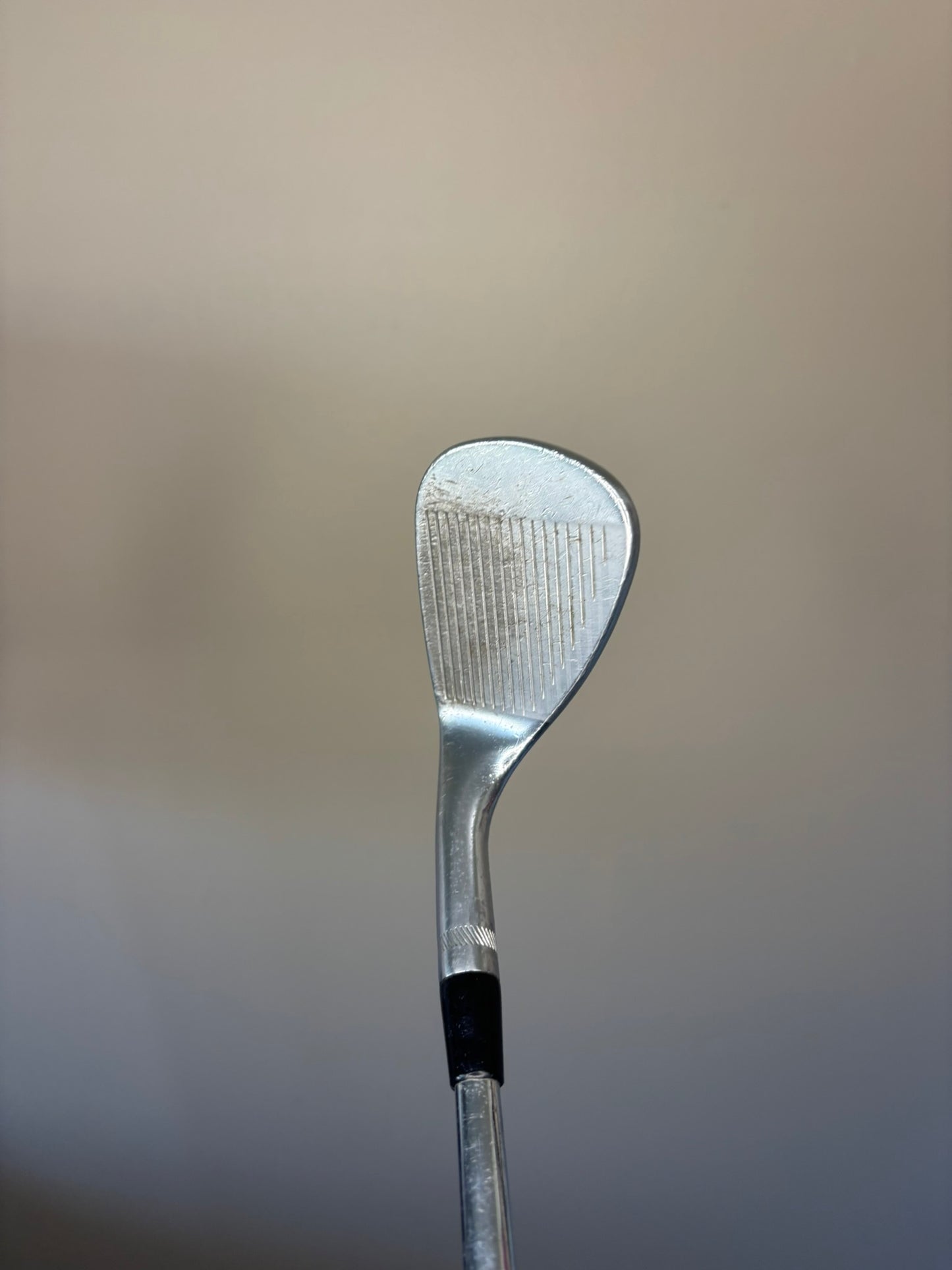 Titleist Vokey SM7 Tour Chrome Sand Wedge 56° / 8M Wedge Flex 35.25″