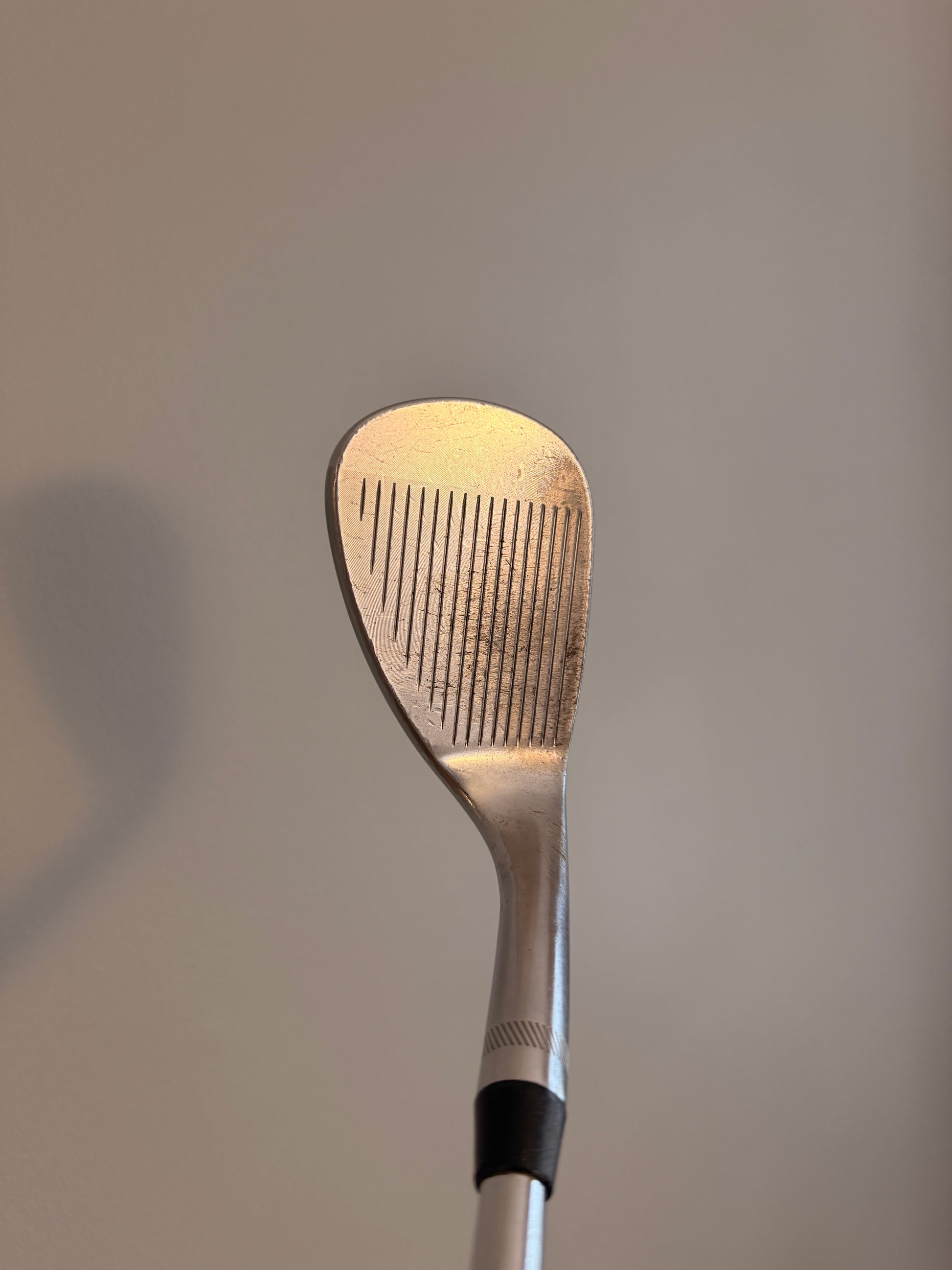 Photo of Titleist SM5 Tour Chrome Wedge 60° Stiff Flex Dynamic Gold