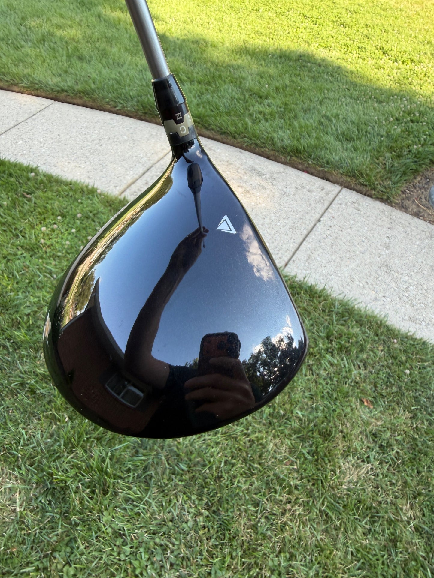 Titleist 915 D2 Driver 9.5° Diamana D+ 70 Stiff Flex 45.5" +HC NICE — photo 5