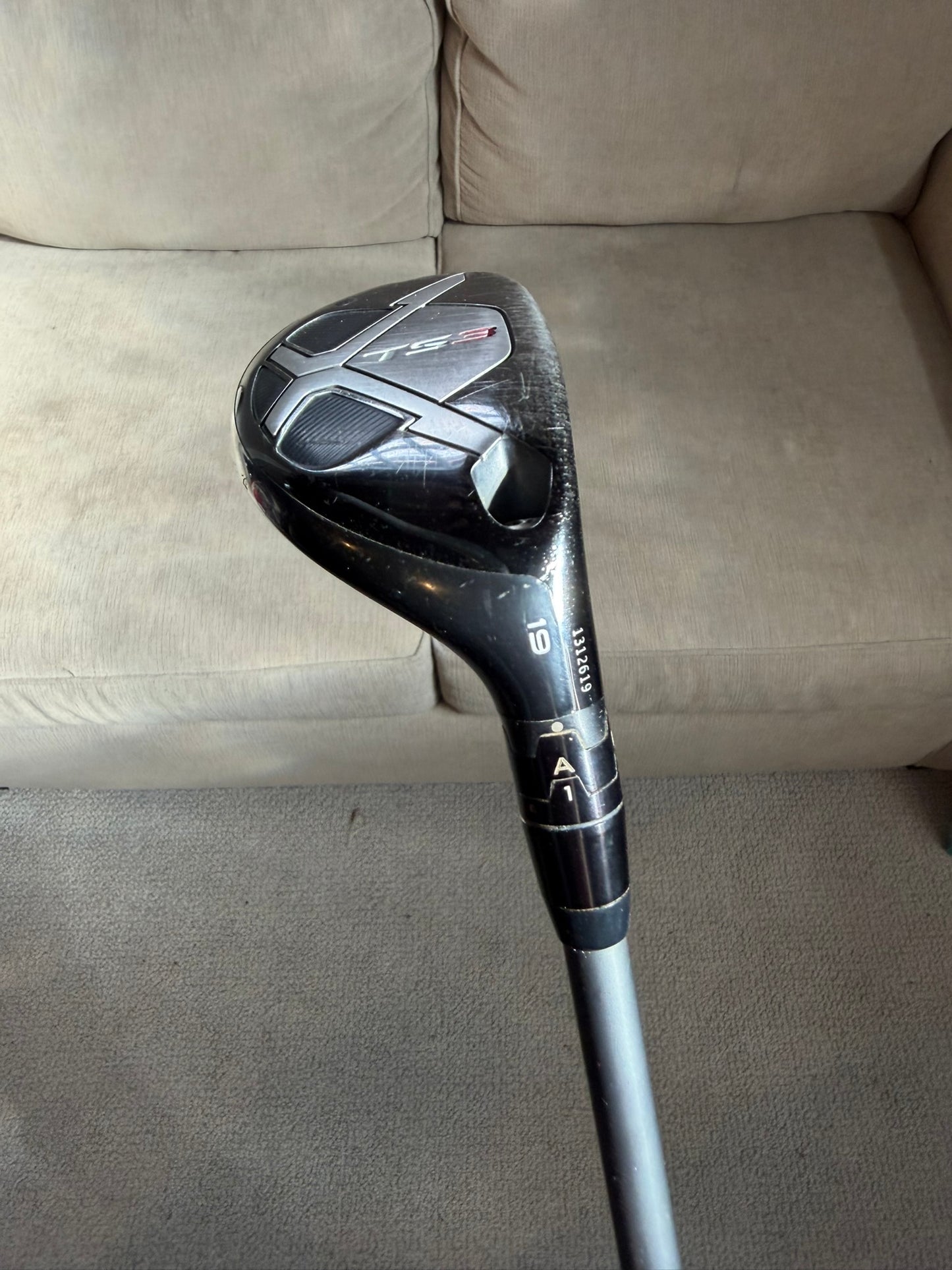 Photo of Titleist TS3 3 Hybrid 19° Stiff Flex Hzrdus Smoke Black