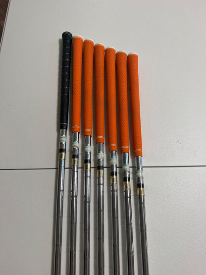 TaylorMade Burner 2.0 Iron Set 4-PW DG S300 Stiff Flex NICE — photo 7