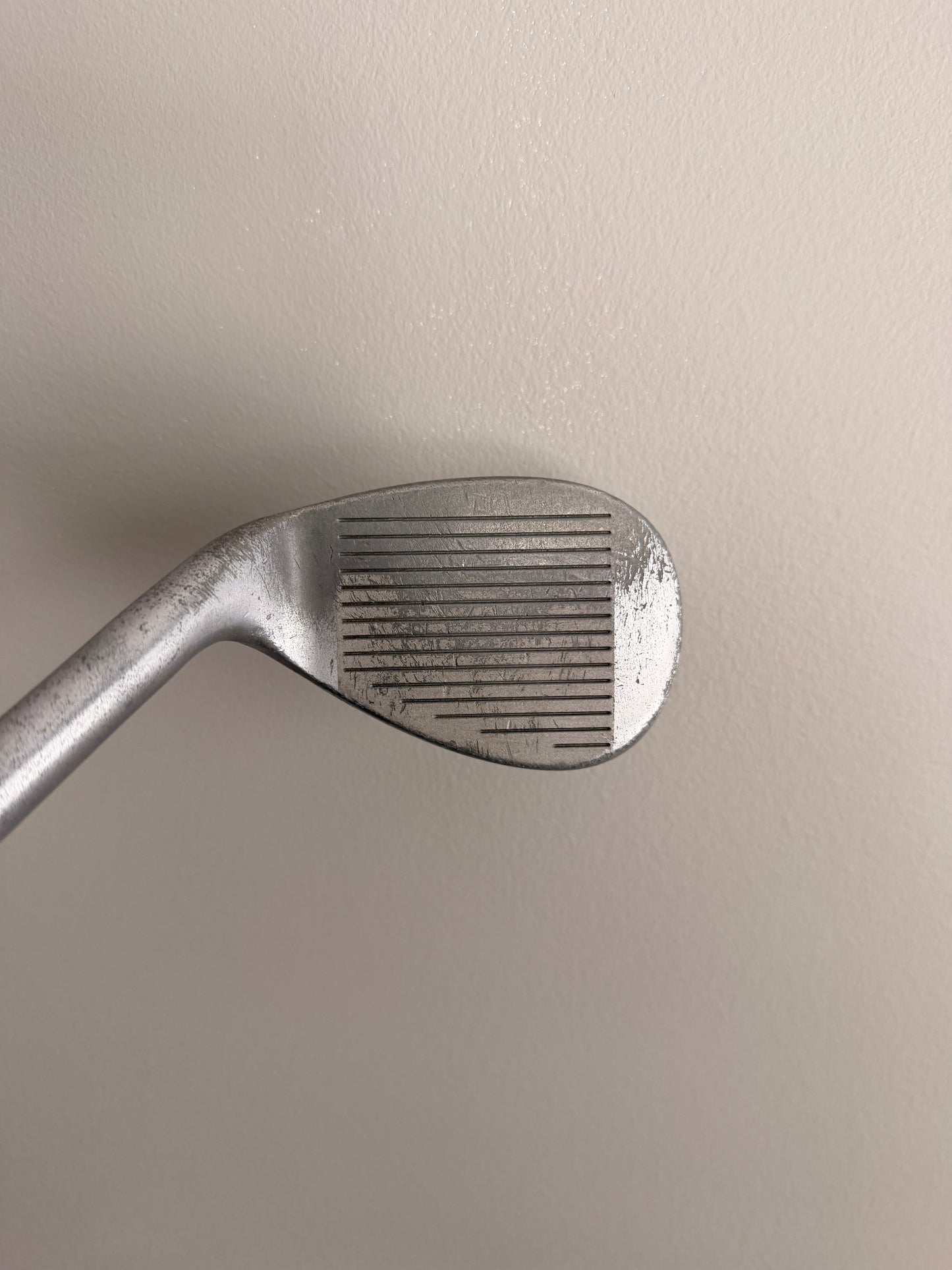 Photo of Wilson Easy Launch Sand Wedge Regular Flex Profile
