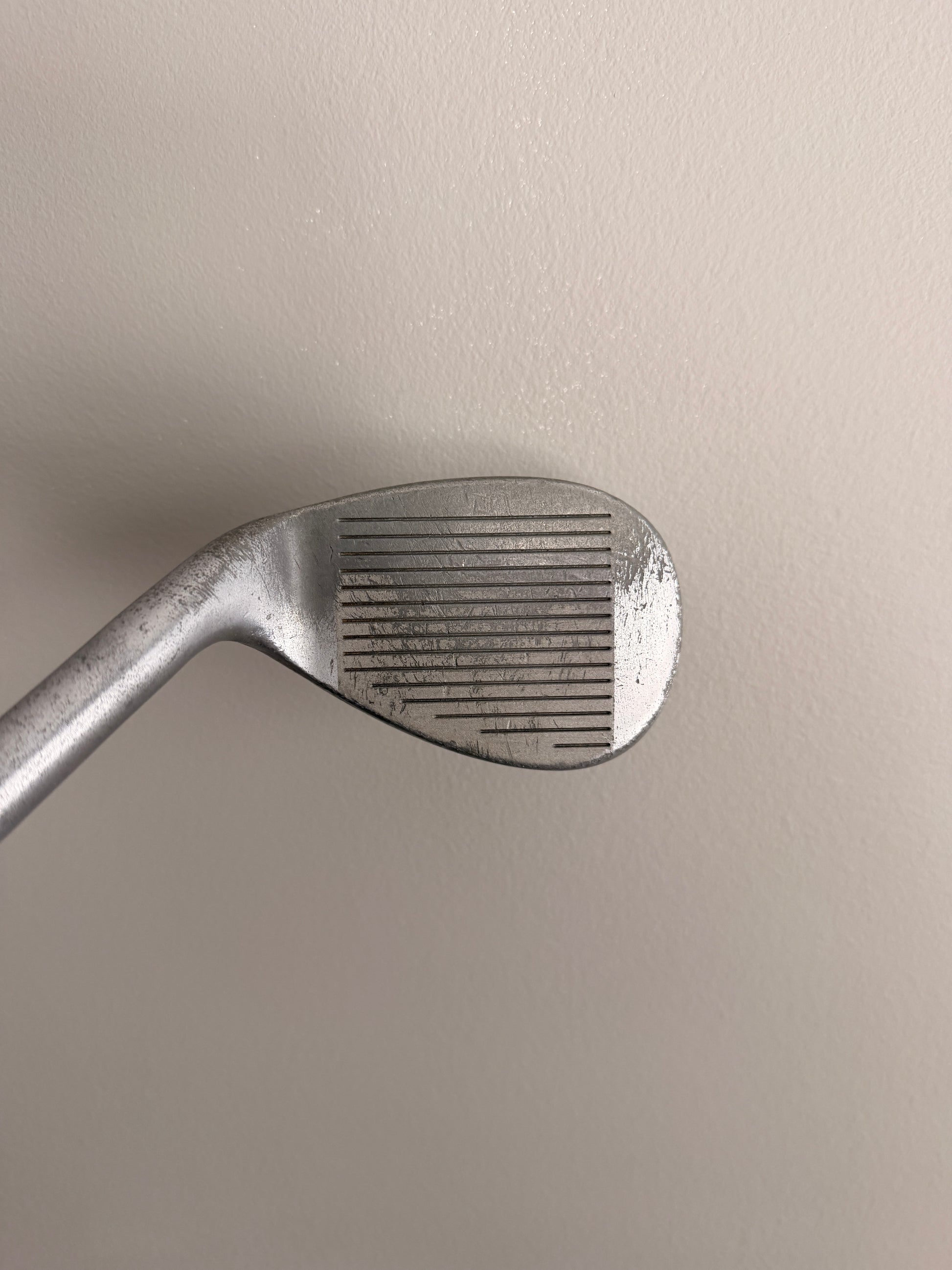 Photo of Wilson Easy Launch Sand Wedge Regular Flex Profile