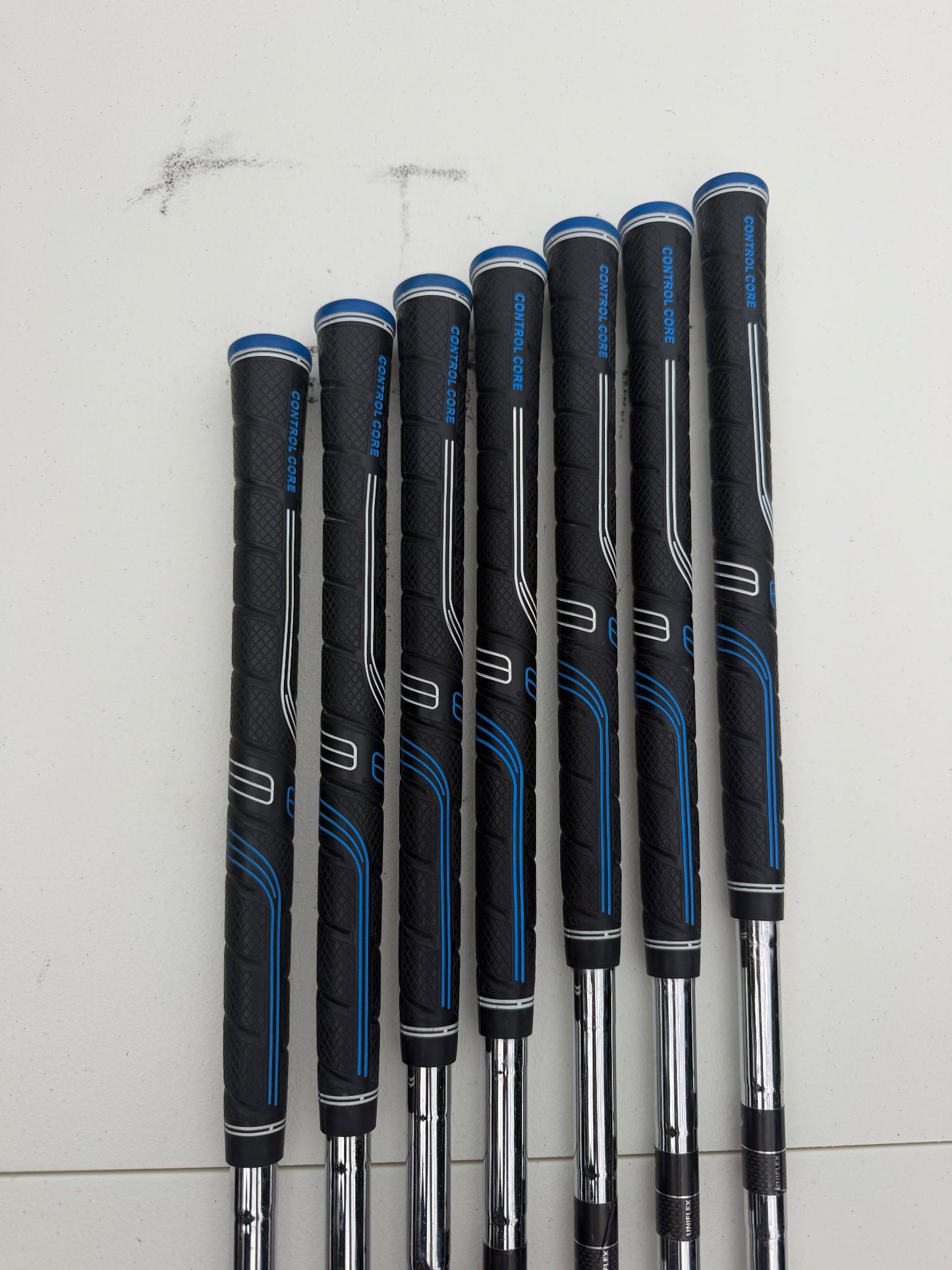 Callaway Razr X Iron Set 4-PW Uniflex Regular Flex NICE — photo 16