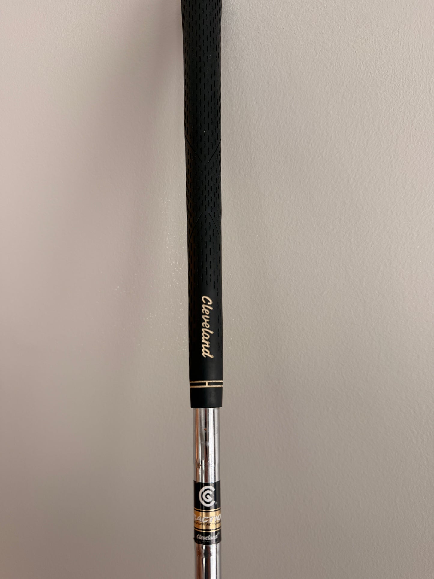 Photo of Cleveland CG15 Oil Can Wedge 62° Wedge Flex Factory Model