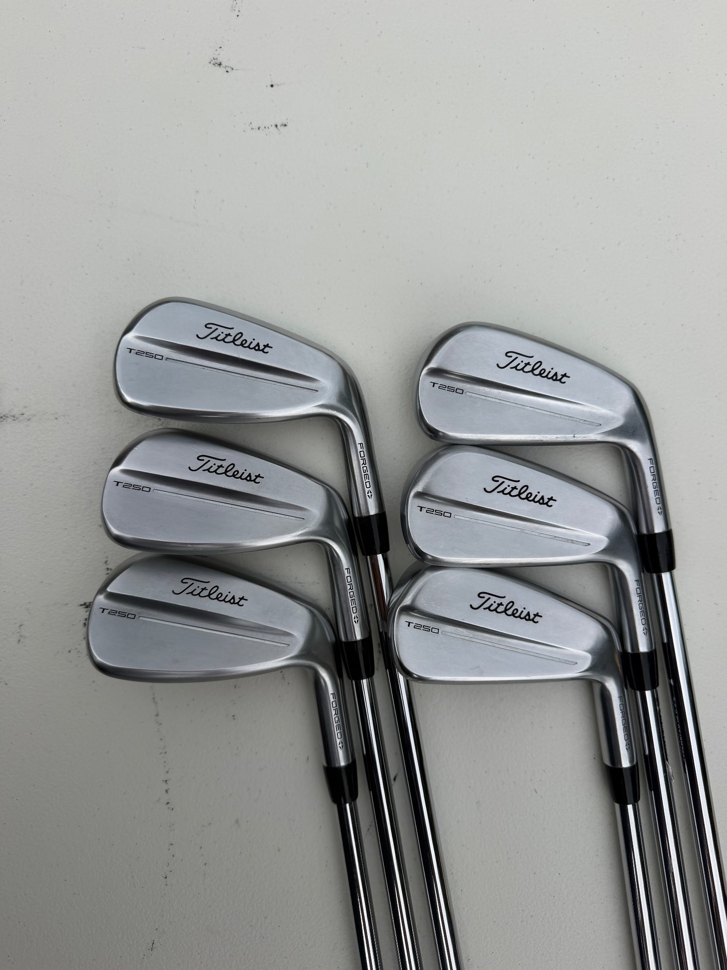 Titleist 2025 T250 Iron Set 5-PW Project X LZ 6.0 120g Stiff Flex NICE