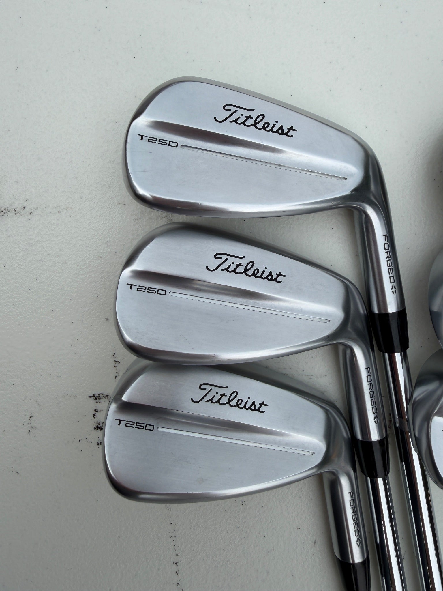Titleist 2025 T250 Iron Set 5-PW Project X LZ 6.0 120g Stiff Flex NICE — photo 2