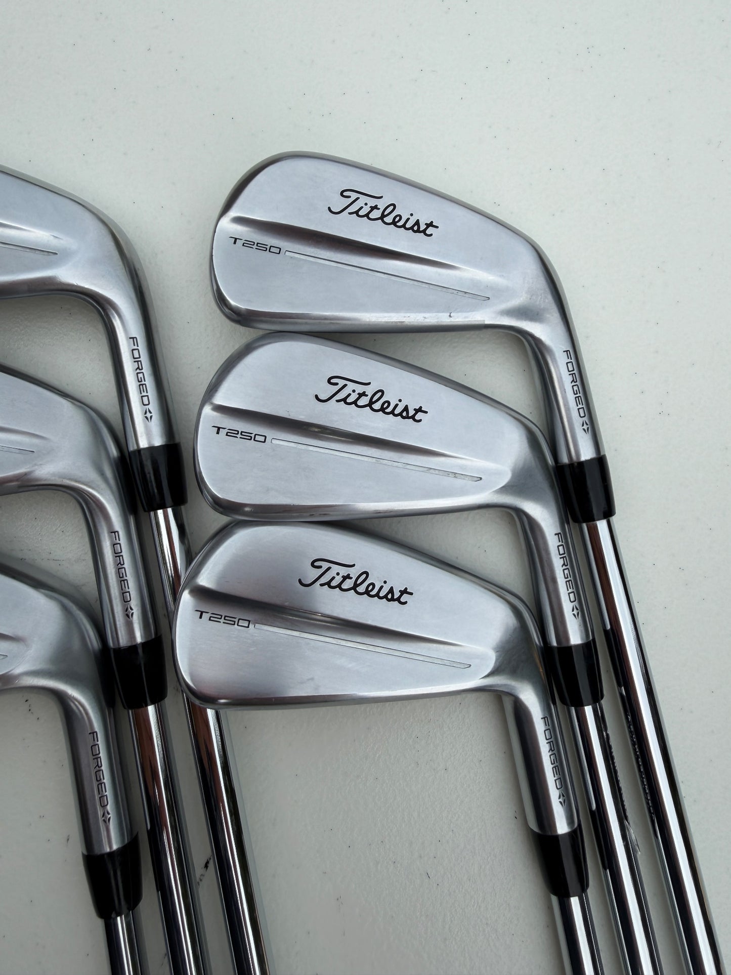 Titleist 2025 T250 Iron Set 5-PW Project X LZ 6.0 120g Stiff Flex NICE — photo 3