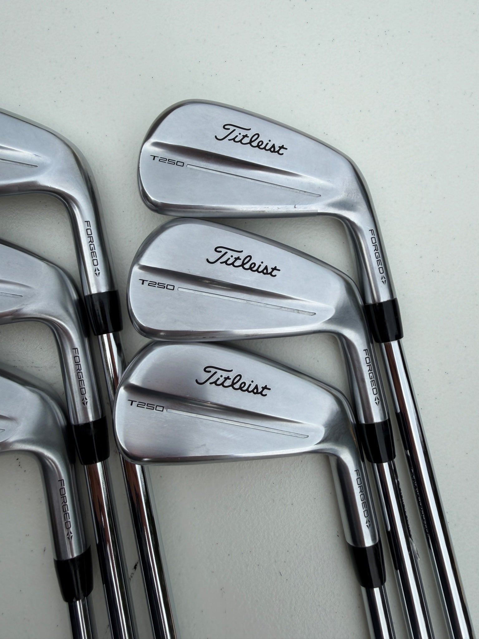 Titleist 2025 T250 Iron Set 5-PW Project X LZ 6.0 120g Stiff Flex NICE — photo 3