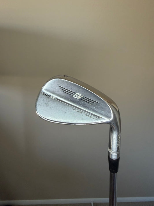 Titleist Vokey SM9 Tour Chrome PW 46°/10 KBS Tour V Extra Stiff Flex 36.25″ READ