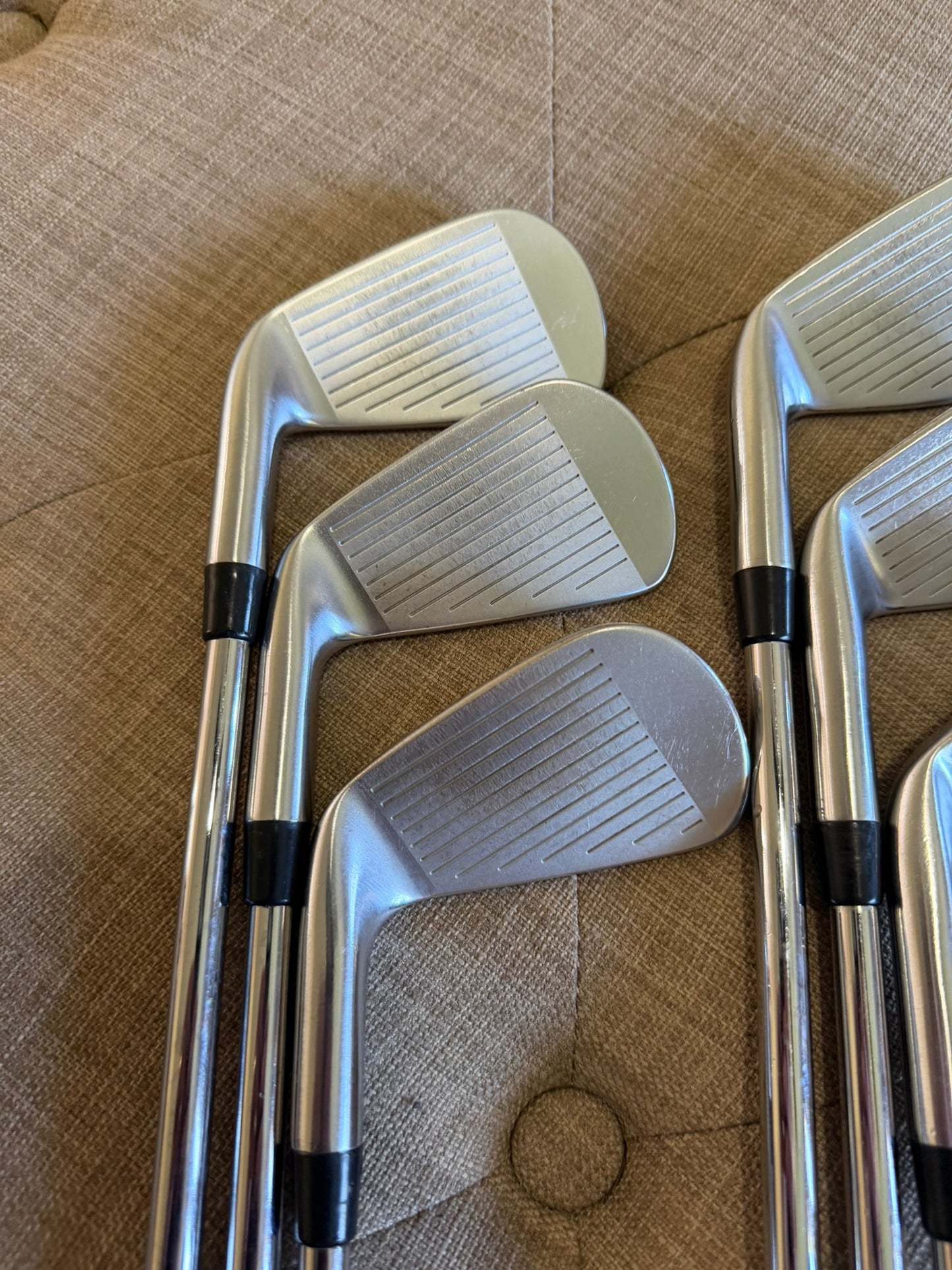 Photo of Titleist 2021 T100s Iron Set Stiff Flex Kbs Tour