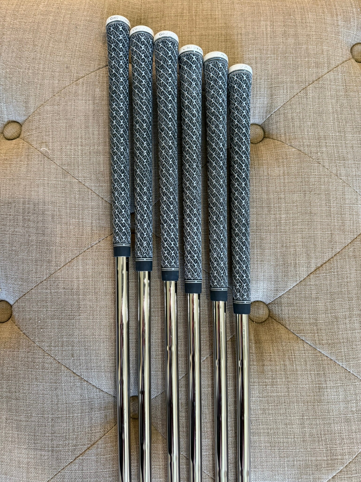 Photo of Titleist 2021 T100s Iron Set Stiff Flex Kbs Tour