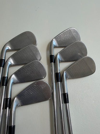 Titleist 714 AP1 Iron Set 4-PW XP95 R300 Regular Flex NICE — photo 2