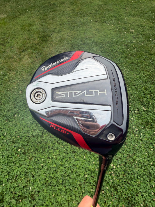 TaylorMade Stealth Plus 3-Wood 15° HZRDUS Smoke Rdx Red Stiff Flex 42" +HC NICE