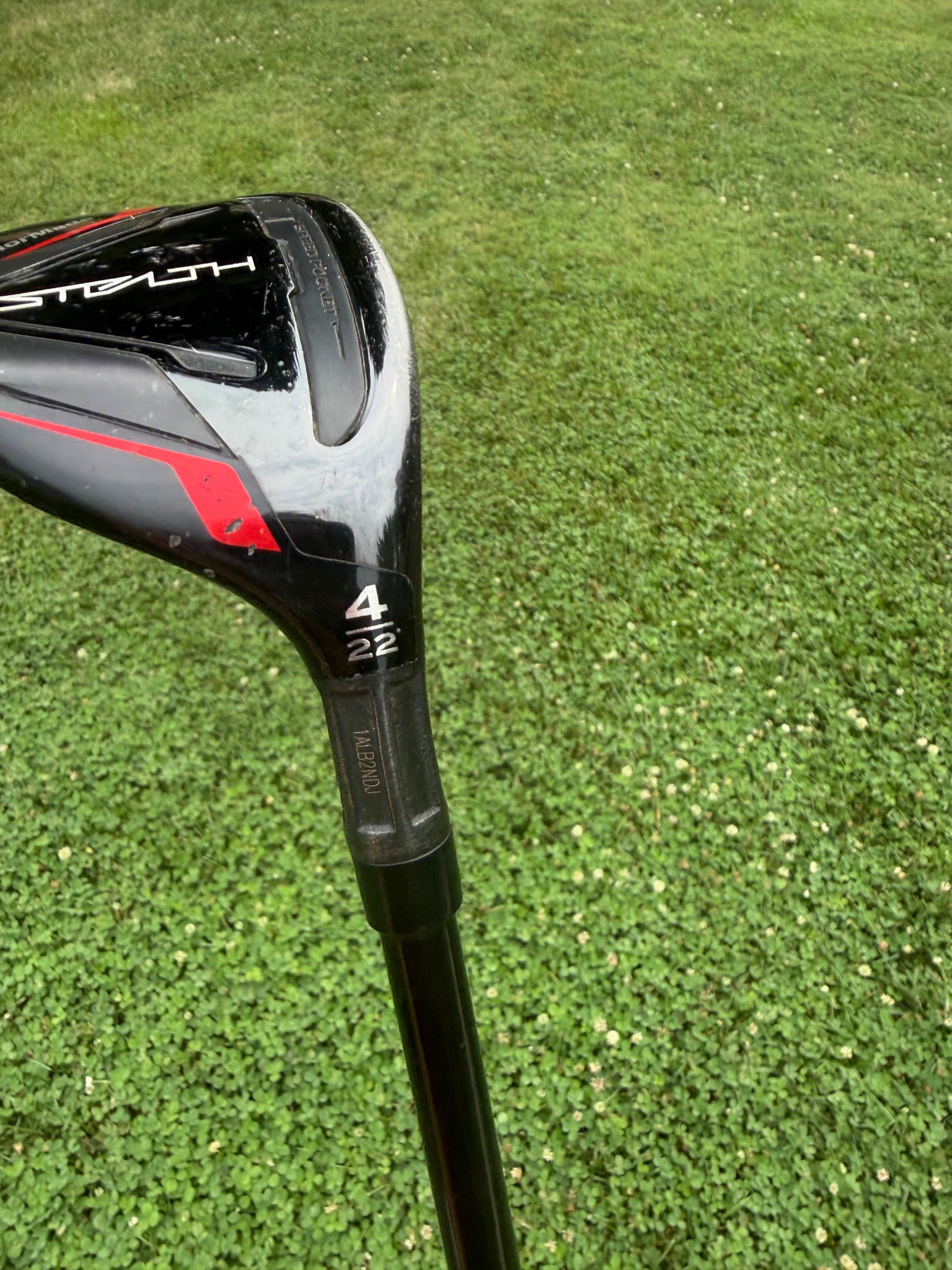 TaylorMade Stealth Rescue 4 Hybrid 22° HZRDUS Smoke Rdx Red Stiff Flex 39.5" +HC — photo 6
