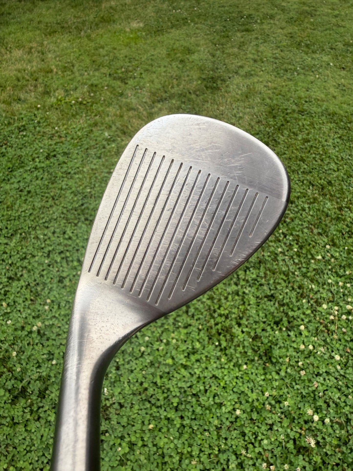 Cleveland CG12 Sand Wedge 56° / 14 Dynamic Gold Wedge Flex 36.5" — photo 2