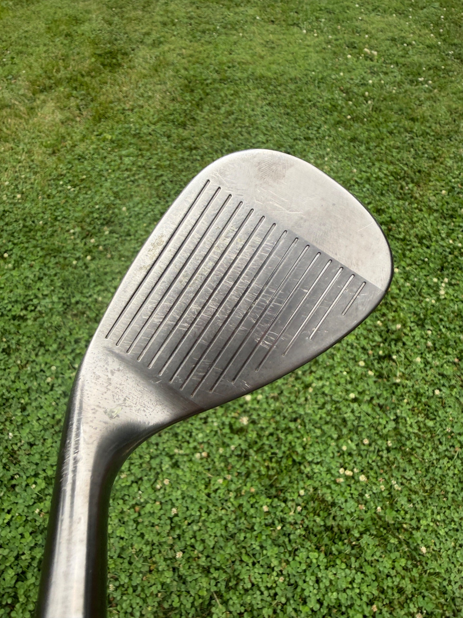 Cleveland CG12 Gap Wedge 52° / 10 Dynamic Gold Wedge Flex 36.75" NICE — photo 2