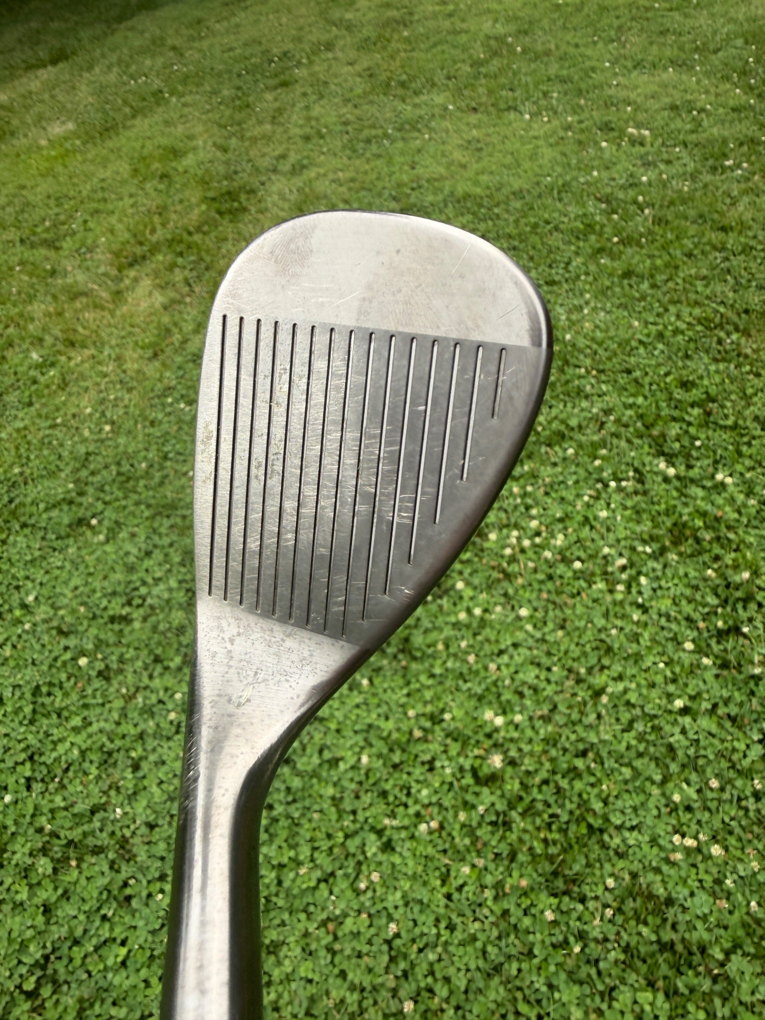 Cleveland CG12 Gap Wedge 52° / 10 Dynamic Gold Wedge Flex 36.75" NICE — photo 3