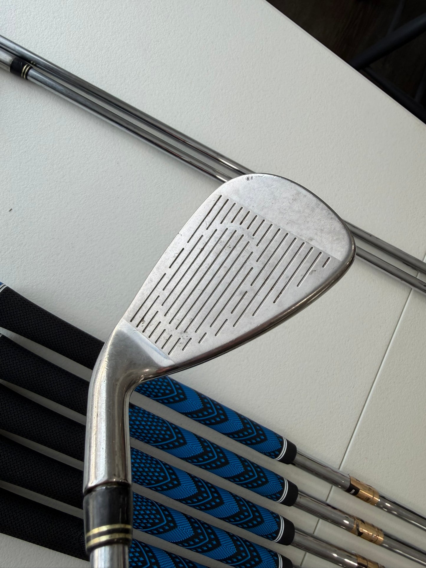 Photo of Cobra SS Oversize Iron Set Stiff Flex Precision Microtaper