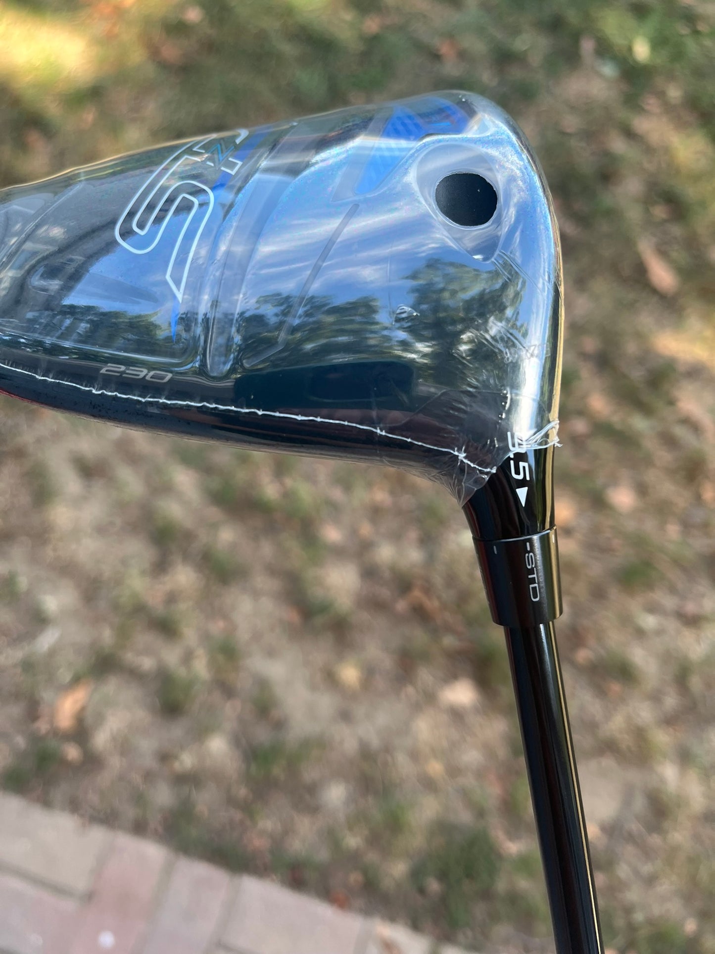 Mizuno ST-Z 230 Driver 9.5° Kai'li Blue 60 Stiff Flex 44.75″ +HC NEW
