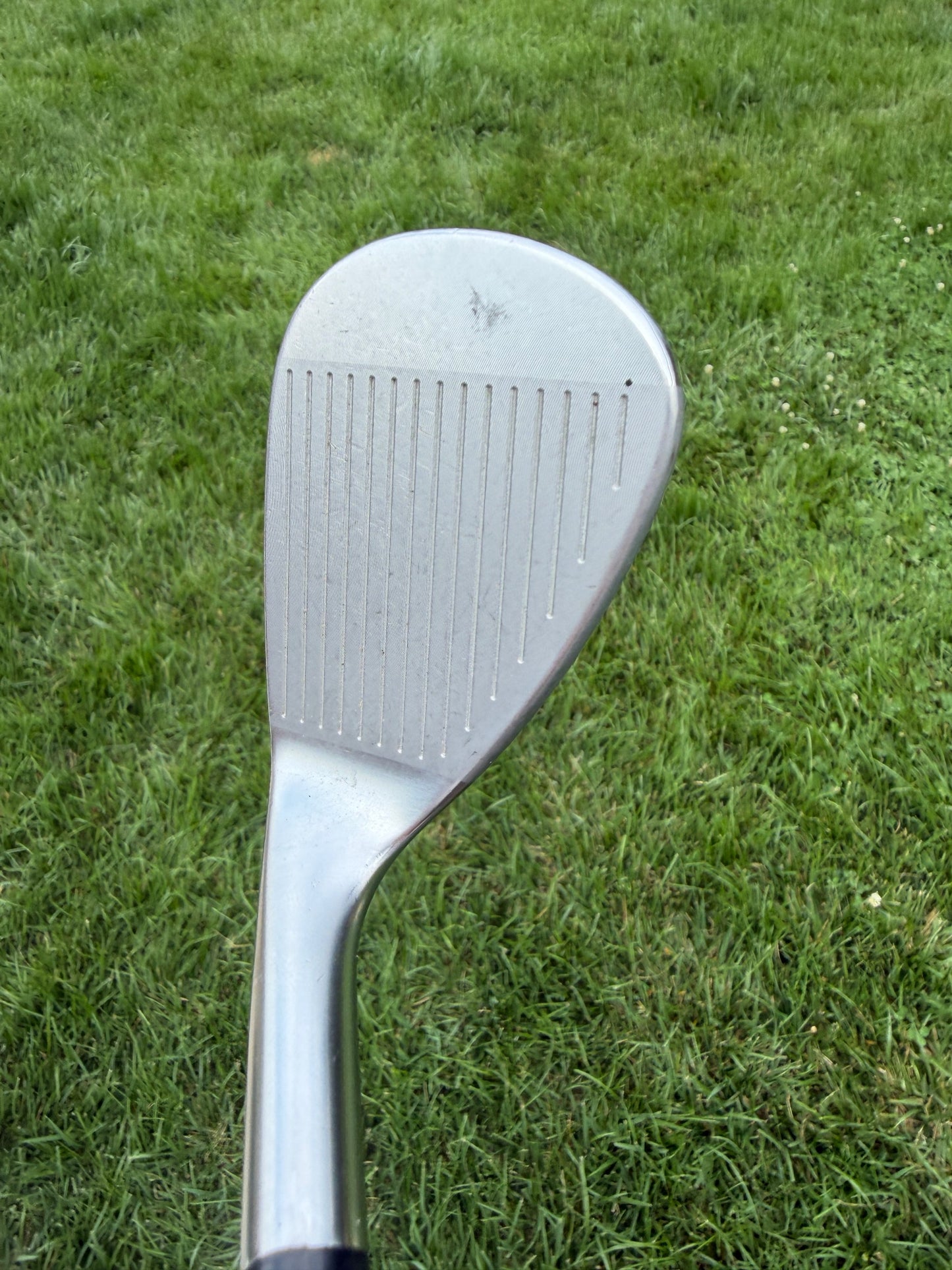 Mizuno JPX 923 Hot Metal Gap Wedge Recoil ESX F2 Senior Flex 35.75" NICE — photo 3