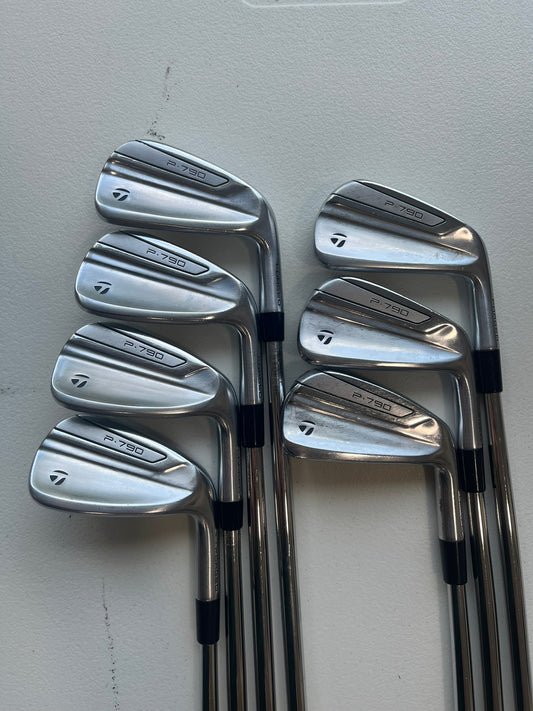 Taylormade P790 2019 Iron Set 4-PW DG 105 S300 Stiff Flex Standard NICE