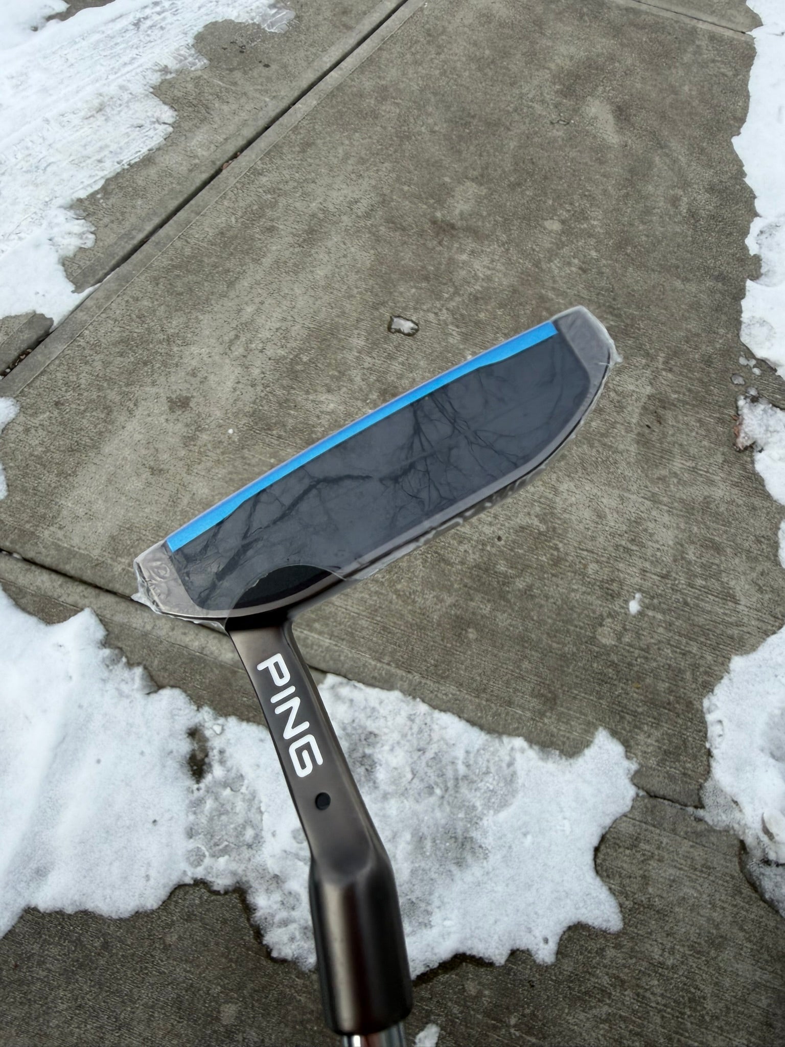 Photo of Ping 2025 Scottsdale Oslo 3 Putter