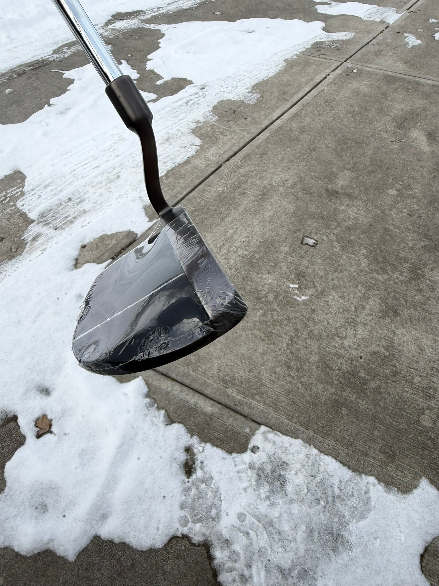 Photo of Ping 2025 Scottsdale Oslo 3 Putter