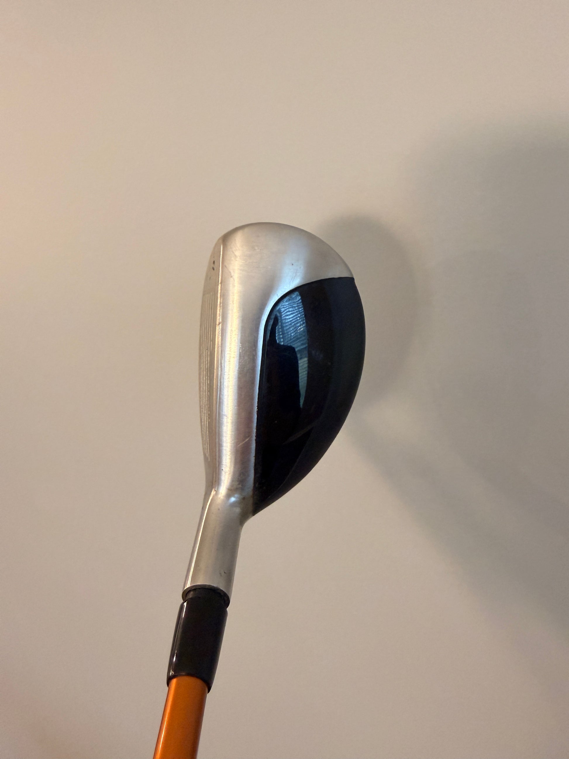 Photo of Ben Hogan Edge CFT Titanium 3 Hybrid 21° Stiff Flex Aldila Nvs 85G