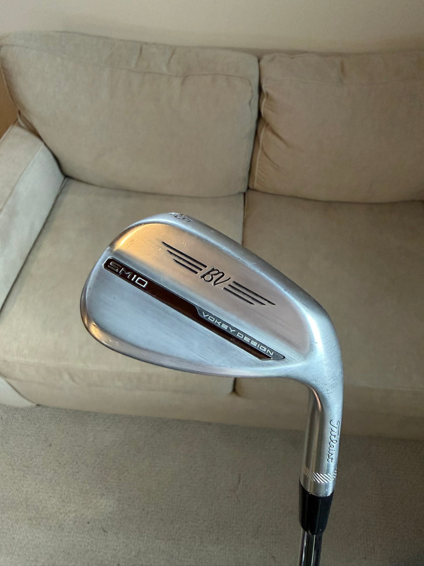 Titleist Vokey SM10 Tour Chrome Sand Wedge 56° / 14 Wedge Flex 35.5″ NICE