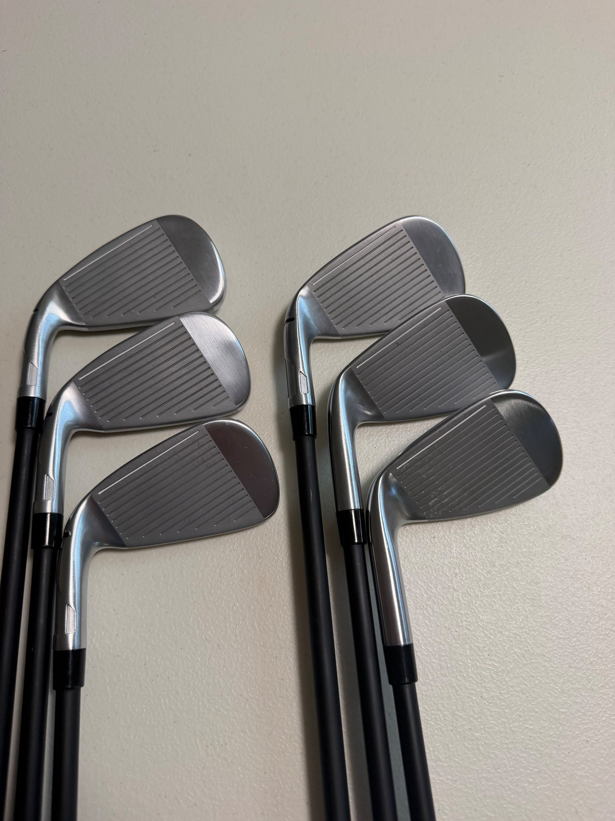 TaylorMade Qi Max Iron Set 5-PW KBS REAX Regular Flex NICE — photo 2