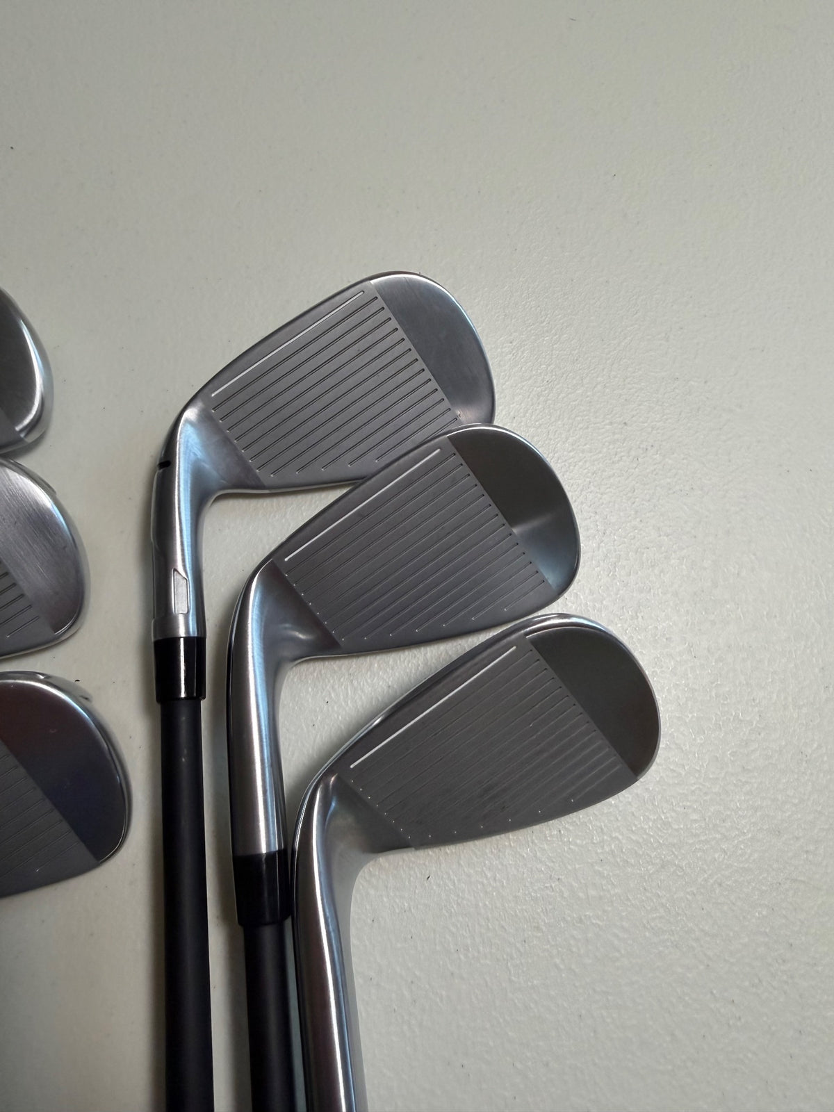 TaylorMade Qi Max Iron Set 5-PW KBS REAX Regular Flex NICE — photo 4
