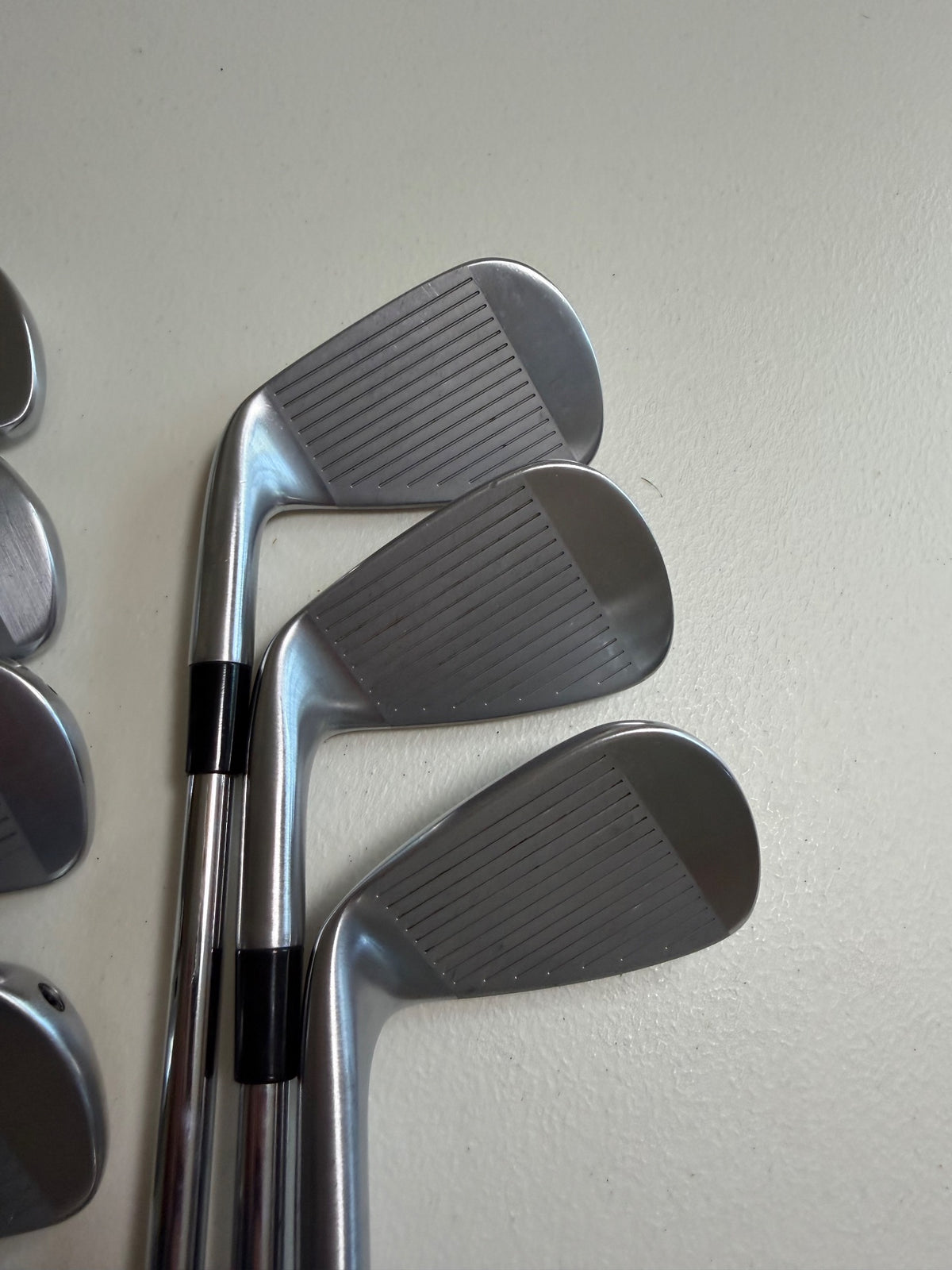 TaylorMade 2025 P790 Iron Set 4-PW KBS Tour Lite Stiff Flex NICE — photo 4
