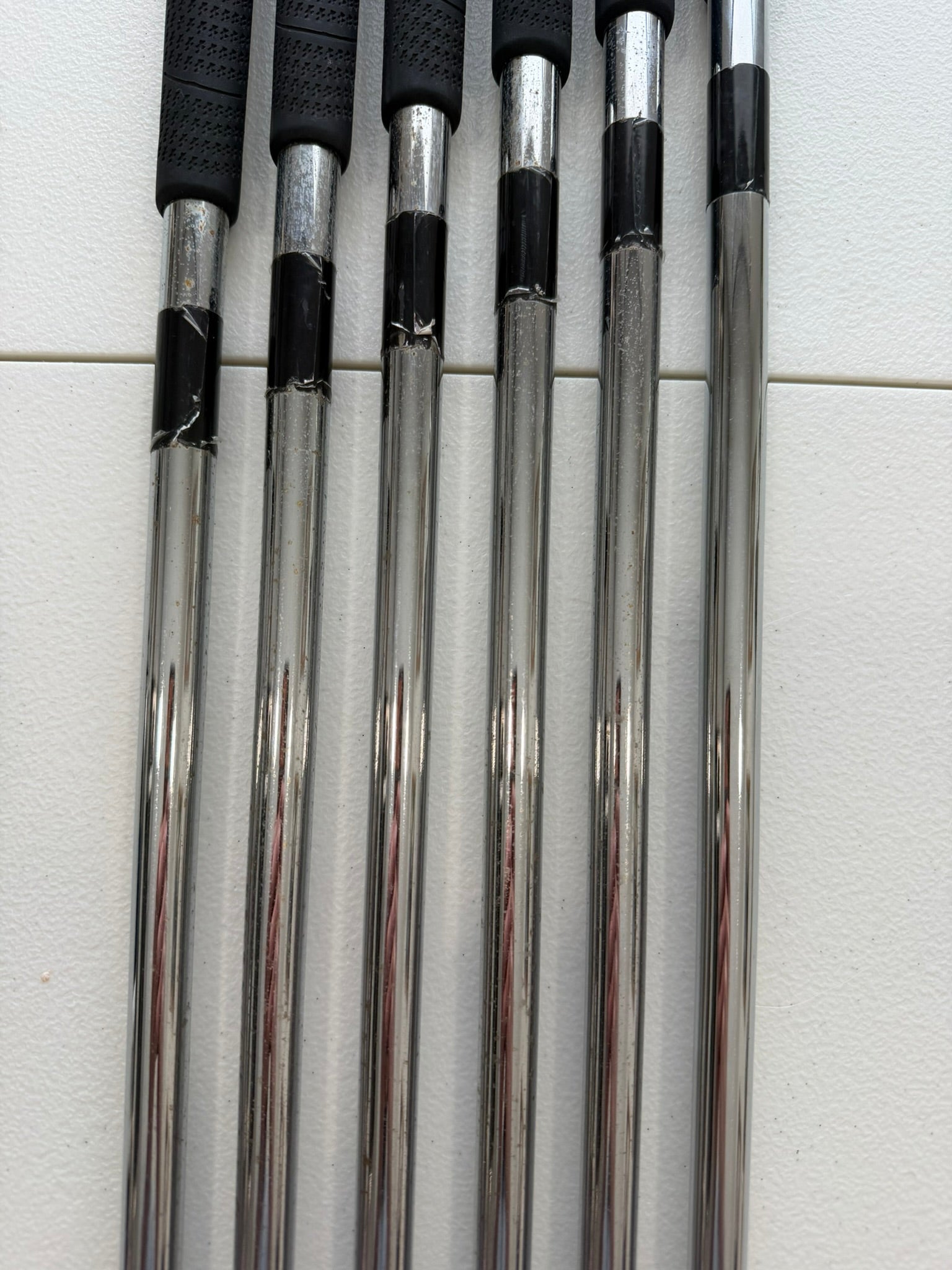 Photo of Taylormade Firesole Iron Set Regular Flex Rifle R-80