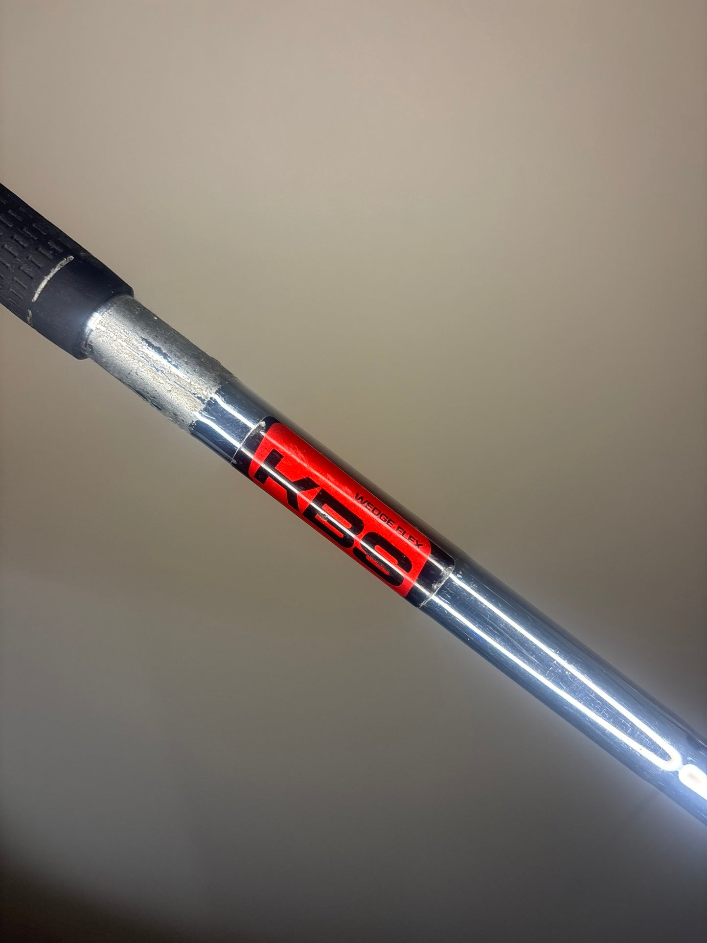 Taylormade Rac TP Z Groove Milled Gap Wedge 52° / 9 KBS Wedge Flex 35.75″ NICE