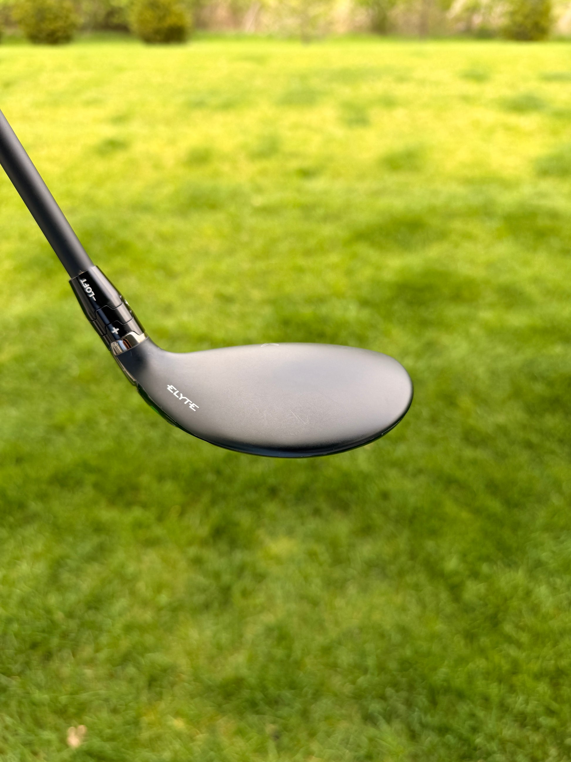 Photo of Callaway Elyte X 5 Hybrid 25° Seniors Flex Vanquish 5 R2