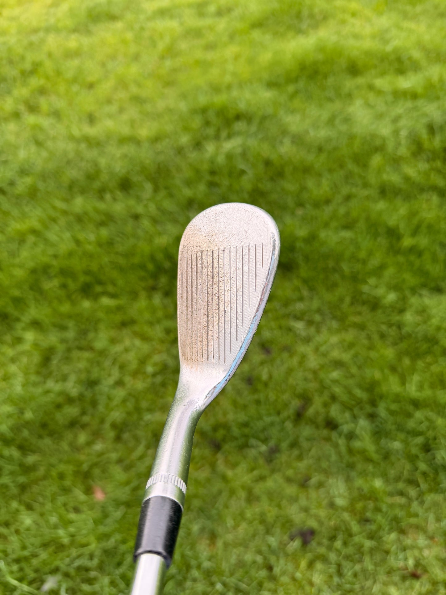 Callaway Jaws MD5 Platinum Chrome Wedge 50° / 10 DG 115 Stiff Flex 35.5″